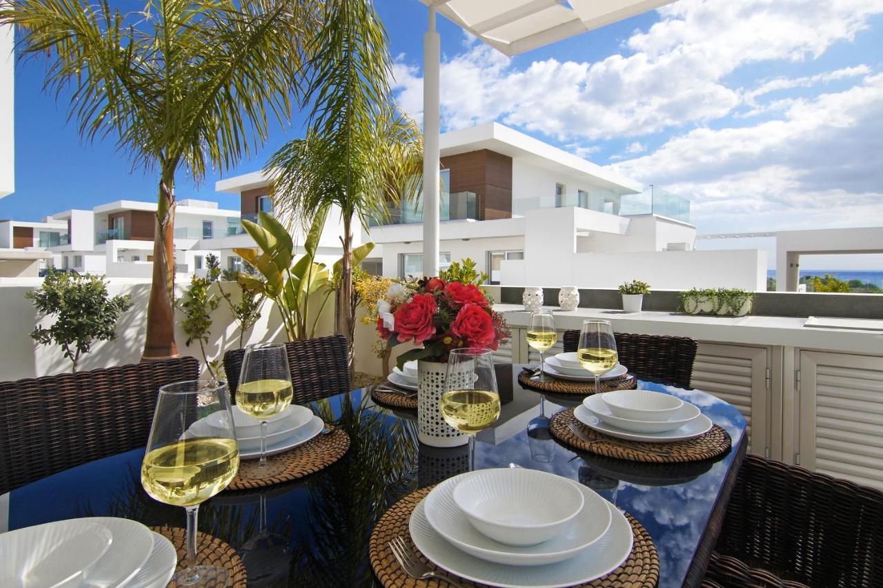 Villa Sunday Agia Napa Exterior foto