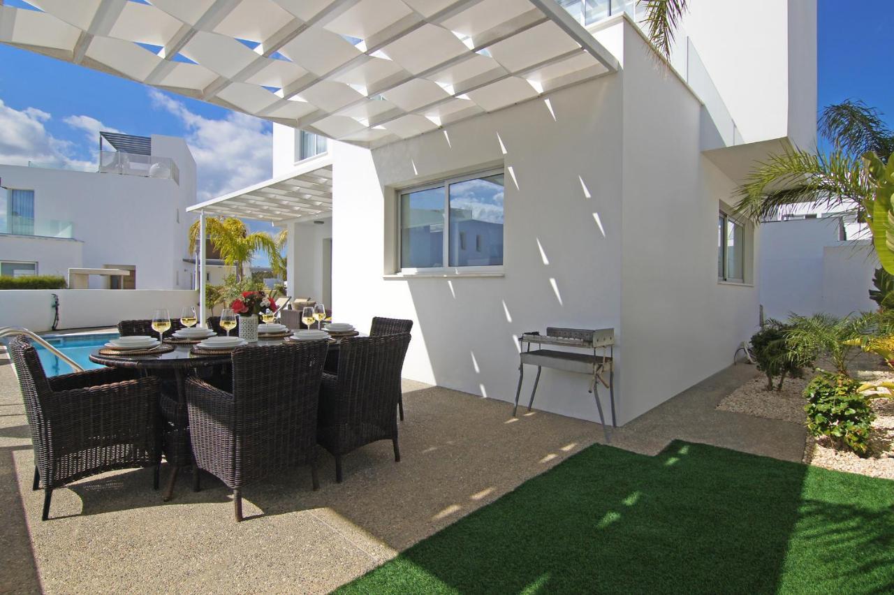 Villa Sunday Agia Napa Exterior foto