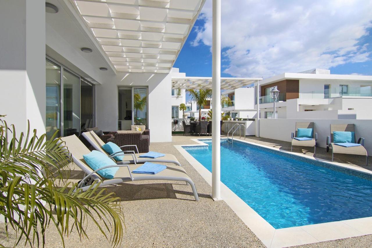 Villa Sunday Agia Napa Exterior foto